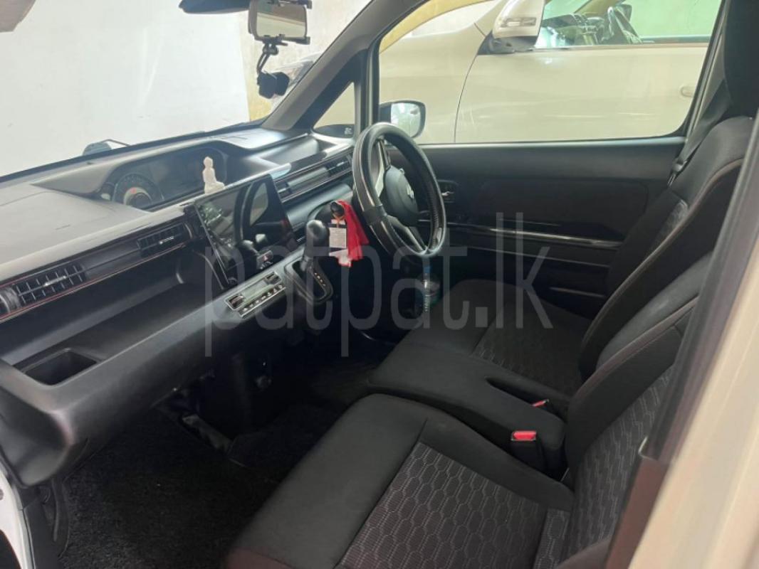 Advertisement image 4