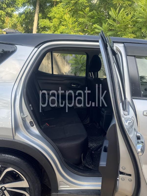 Advertisement image 4