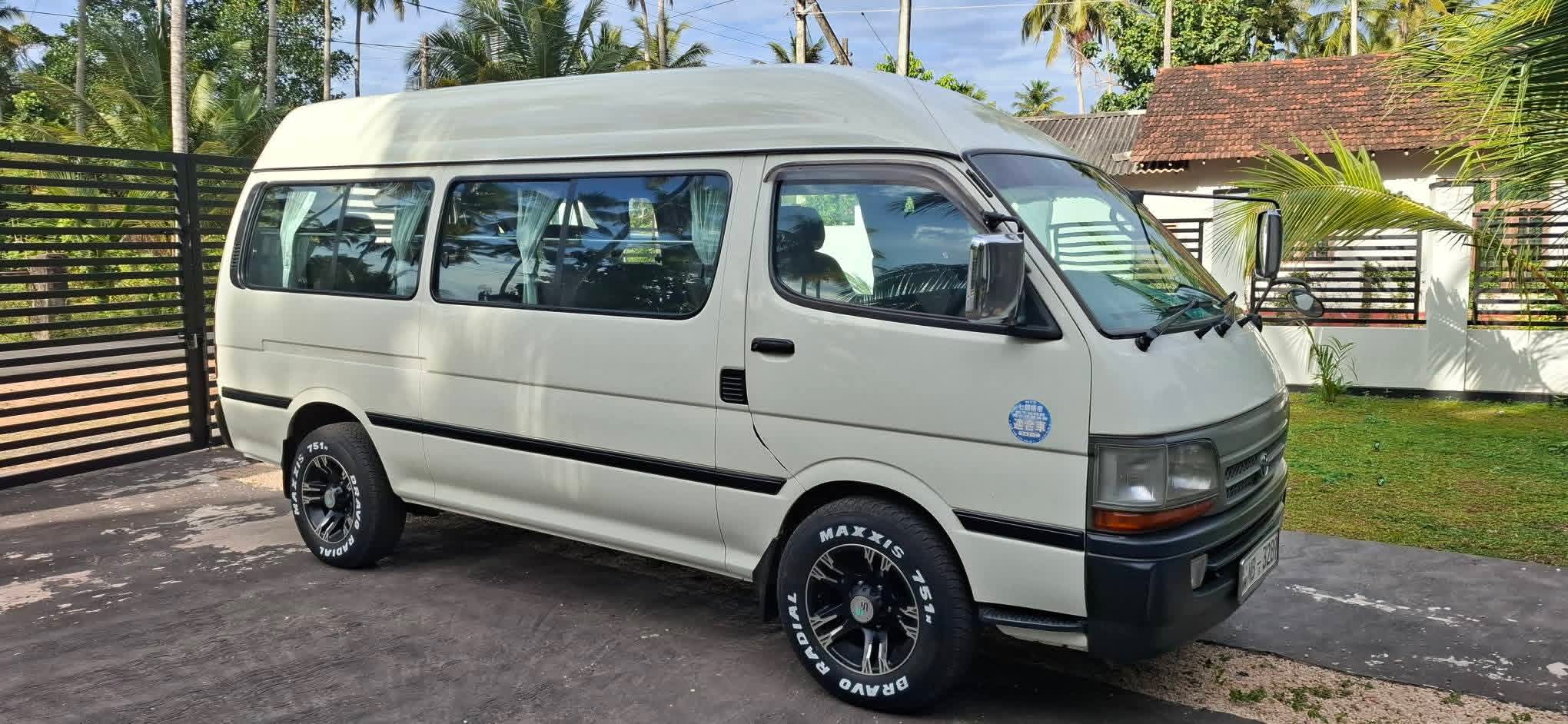 Toyota Hiace 2005 - Used Van sale in Sri Lanka - patpat.lk