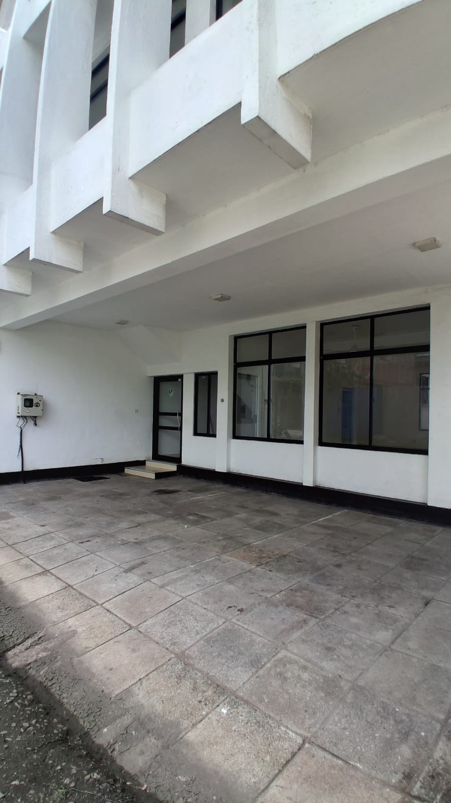 Office for Rent in Kollupitiya (Colombo 03)