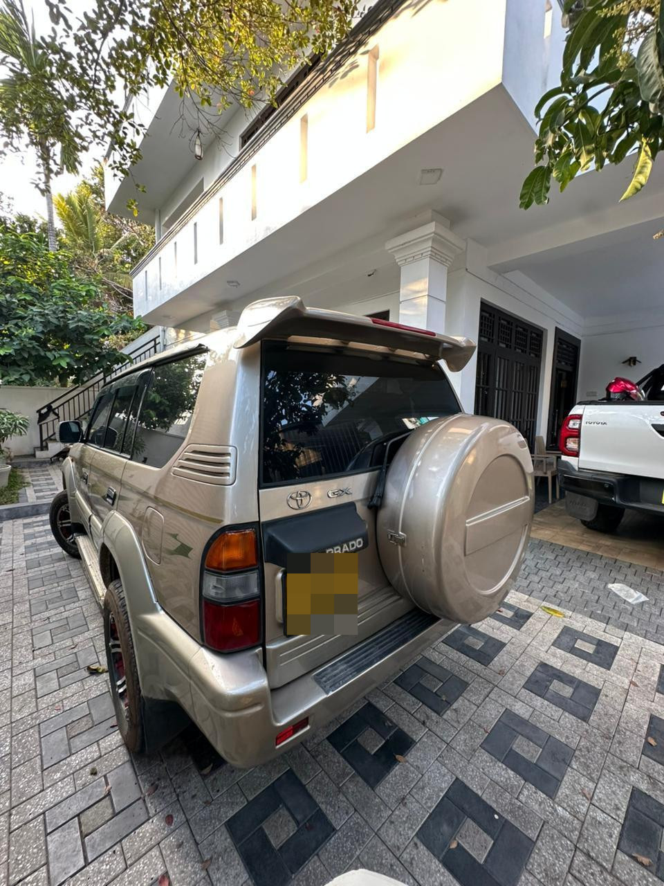 Toyota Land Cruiser Prado 2001 - Used SUV sale in Sri Lanka - patpat.lk