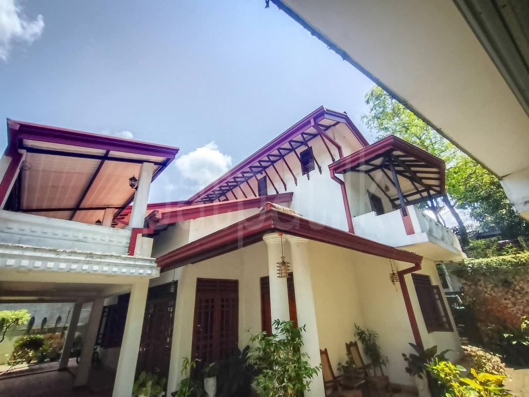 House for Sale in Habarakada ads-image-1