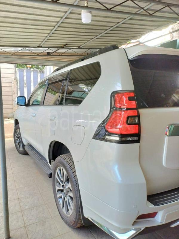 Toyota Land Cruiser Prado 2023 - Used SUV sale in Sri Lanka - patpat.lk