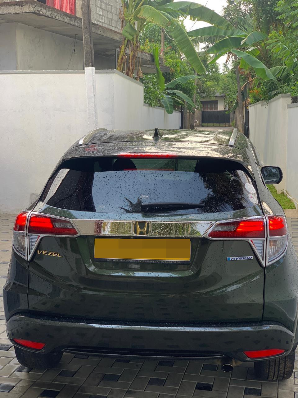 Honda Vezel 2014 - Used SUV sale in Sri Lanka - patpat.lk