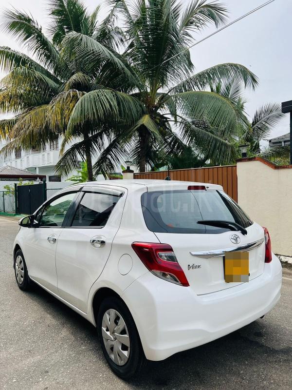 Toyota Vitz 2016 - භාවිතා කරන ලද කාර් sale in Sri Lanka - patpat.lk