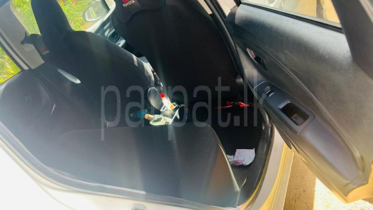 Toyota Vitz 2016 - Used Car sale in Sri Lanka - patpat.lk