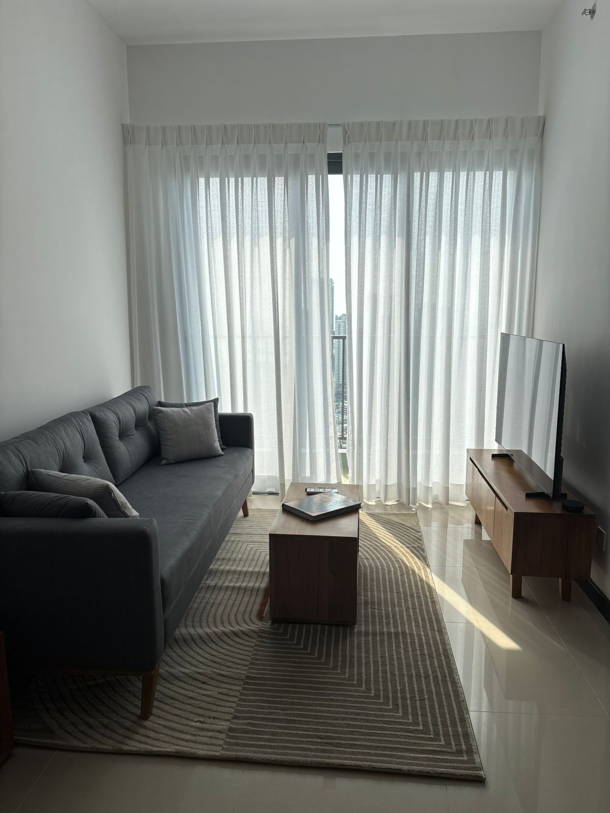 Furnished Apartment for Rent in Slave Island (Colombo 02) ads-image-1