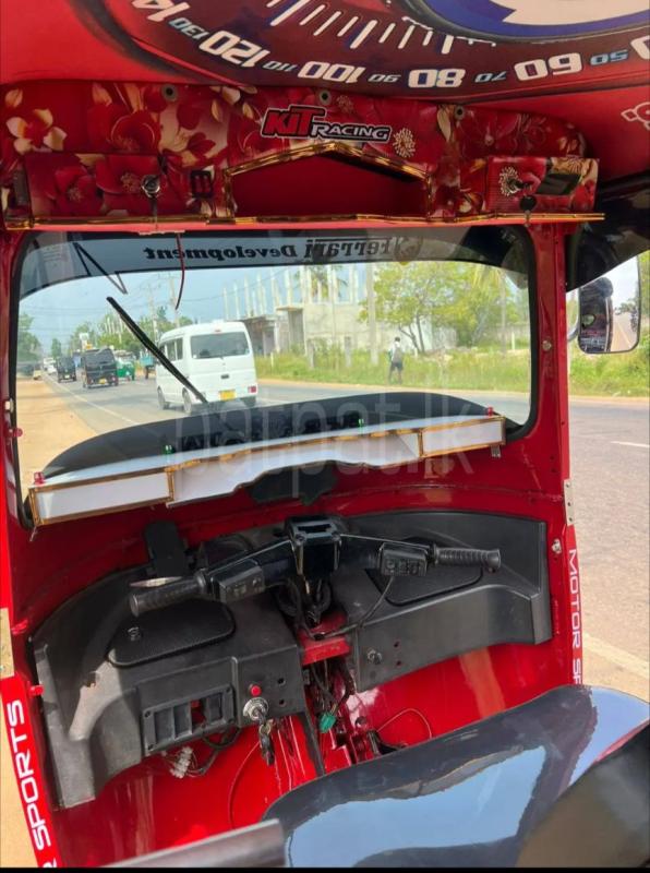 Advertisement image 4