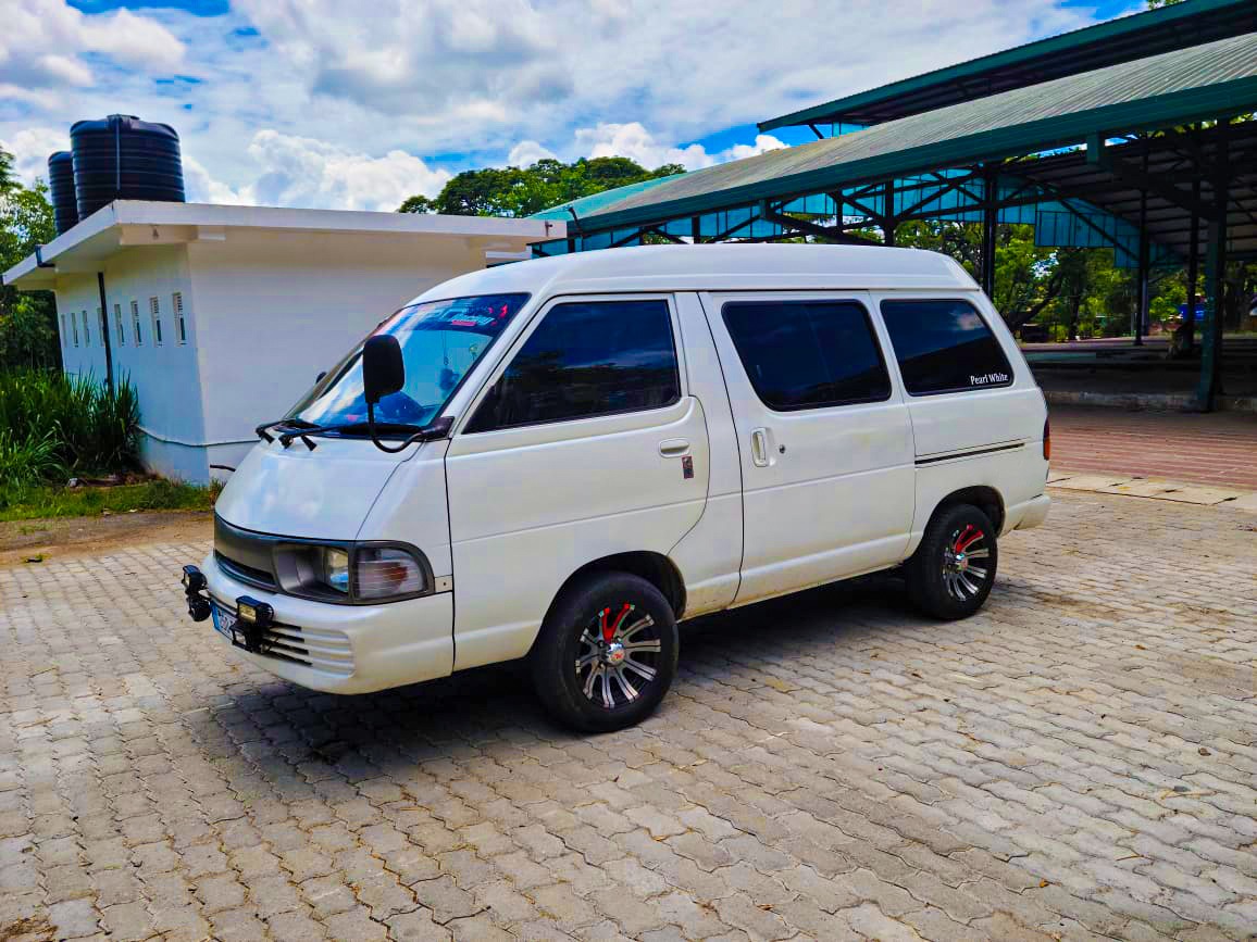 Toyota TownAce 1995 ads-image-1