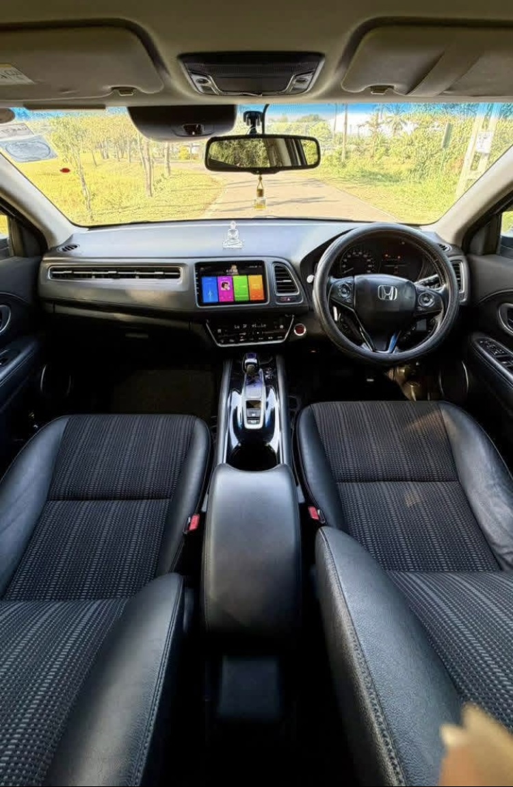 Honda Vezel 2016 - பயன்படுத்தப்பட்டது SUV sale in Sri Lanka - patpat.lk