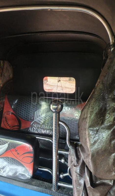 Bajaj 4 stroke 2011 - பயன்படுத்தப்பட்டது முச்சக்கர வண்டி sale in Sri Lanka - patpat.lk