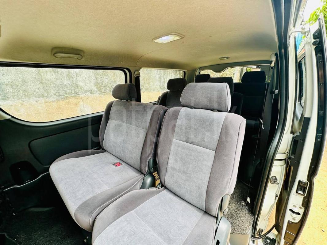 Advertisement image 6