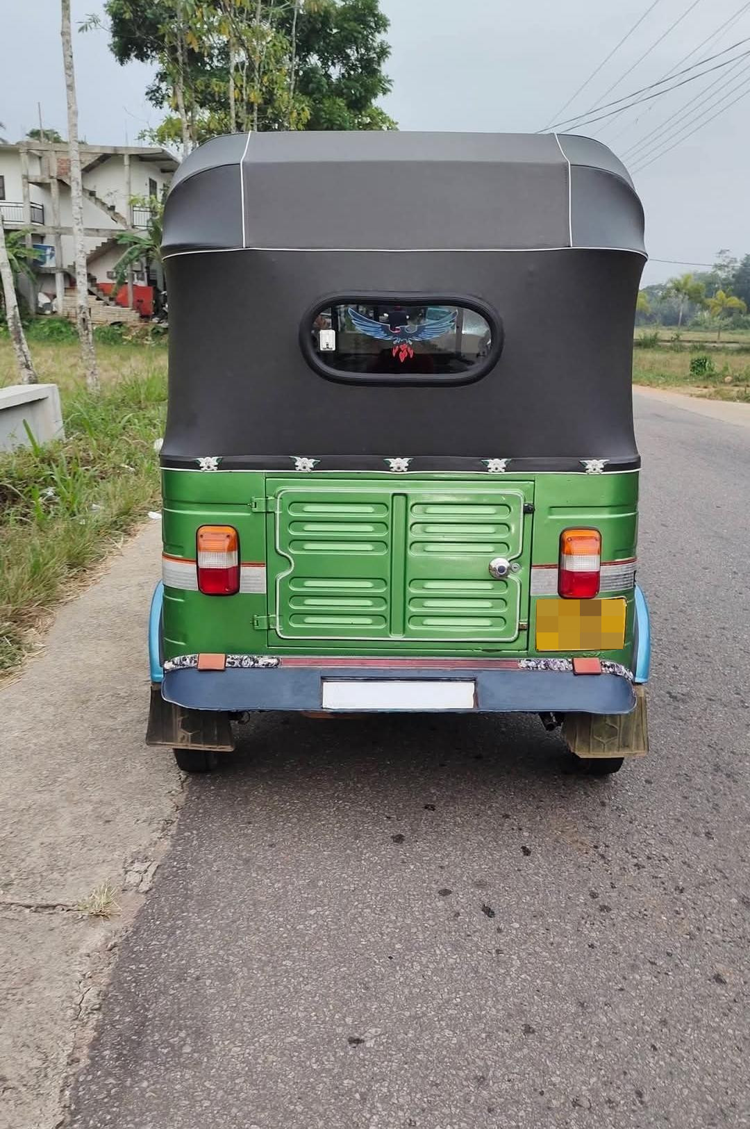 Bajaj Three Wheel 2004 - භාවිතා කරන ලද ත්‍රිරෝද රථය sale in Sri Lanka - patpat.lk