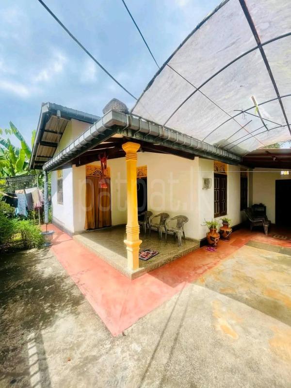 House for Sale in Uhumiya ads-image-1