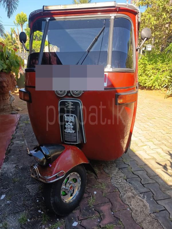 Bajaj Three Wheel 2000 - பயன்படுத்தப்பட்டது முச்சக்கர வண்டி sale in Sri Lanka - patpat.lk