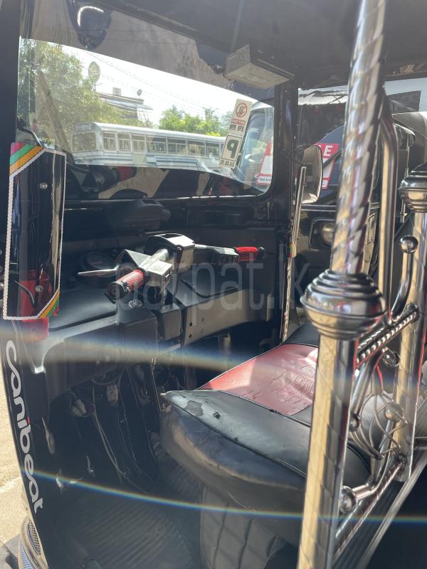 Bajaj 4 stroke 2014 - Used Three wheeler sale in Sri Lanka - patpat.lk