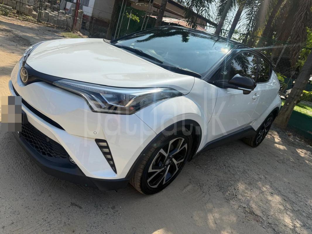Toyota CHR 2018 - Used SUV sale in Sri Lanka - patpat.lk