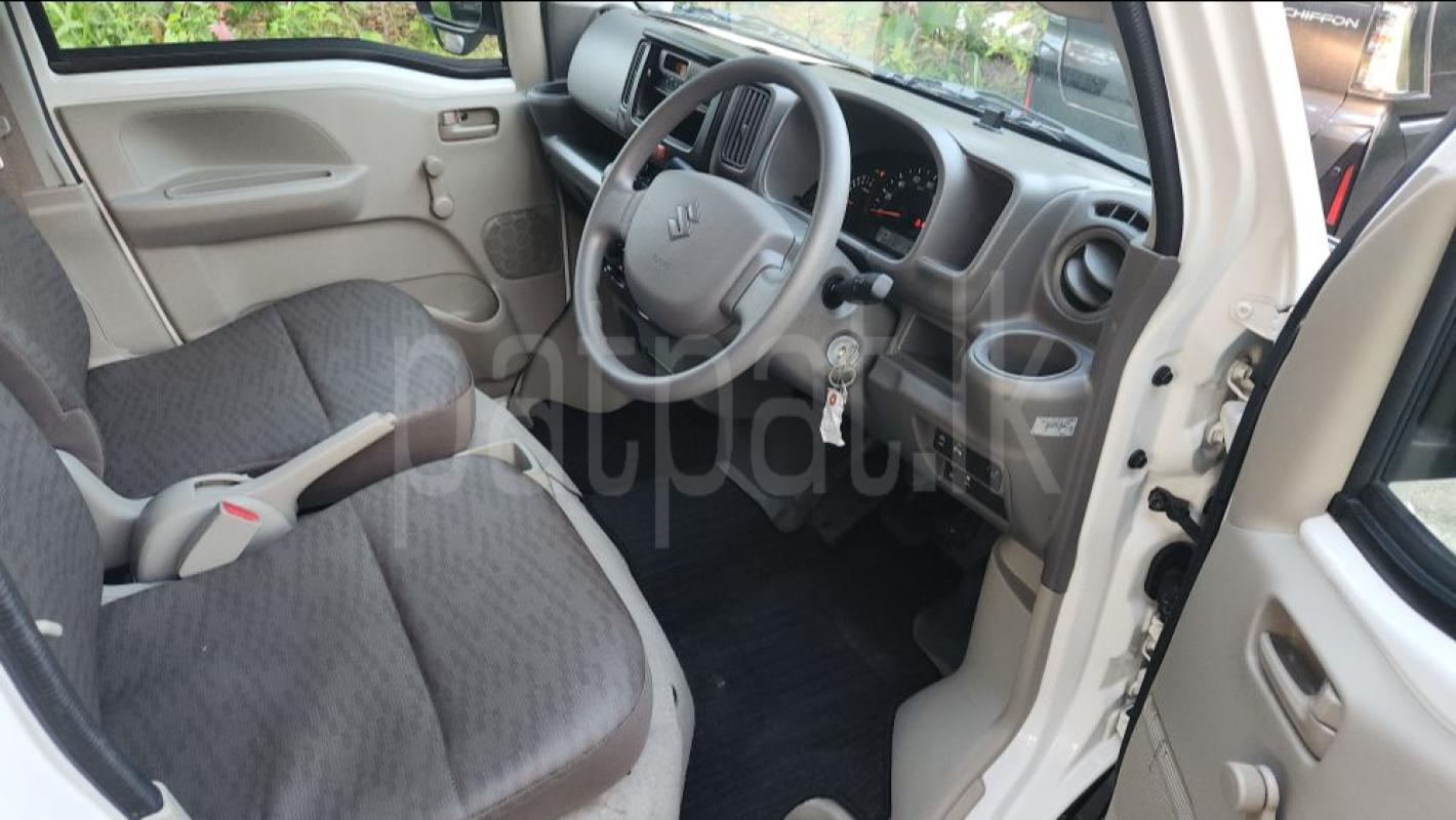 Advertisement image 6