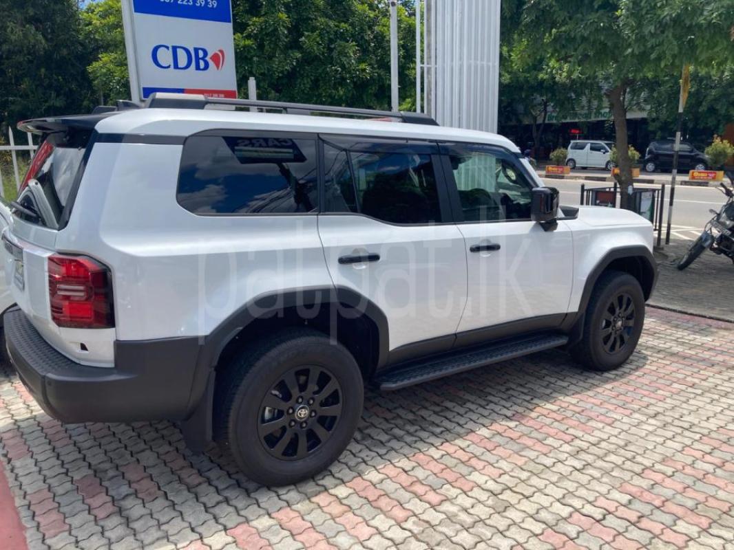 Toyota Land Cruiser Prado 2024 - Brand New SUV sale in Sri Lanka - patpat.lk