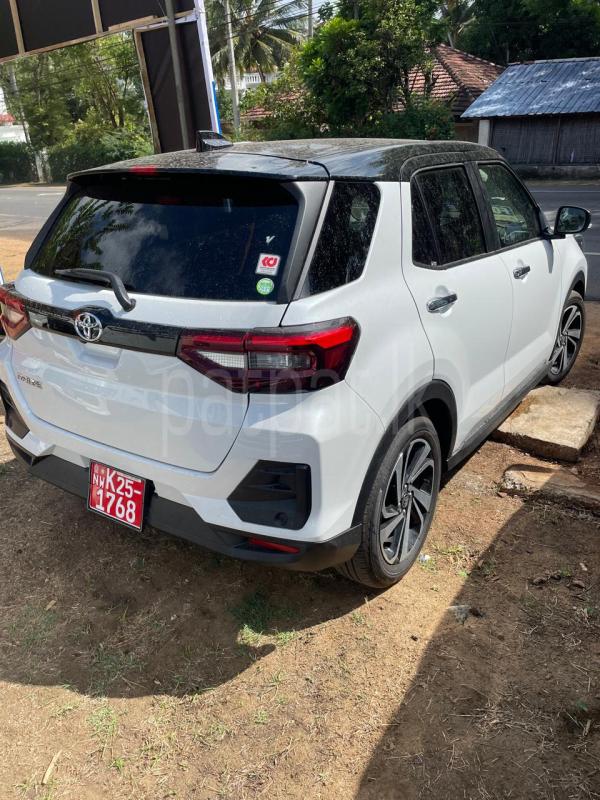 Advertisement image 4