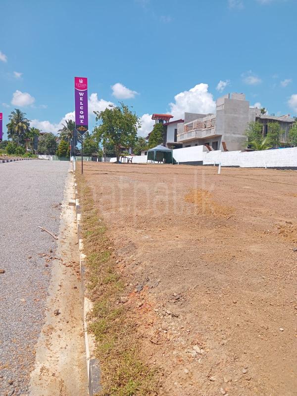 Residential Land for Sale in Talawatugoda ads-image-1