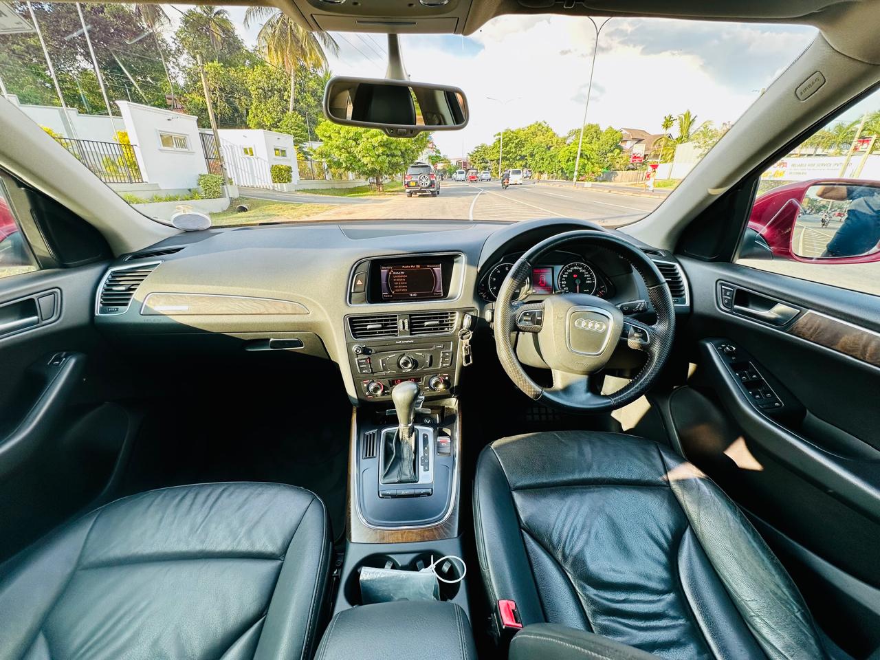 Audi Q5 2011 - Used SUV sale in Sri Lanka - patpat.lk