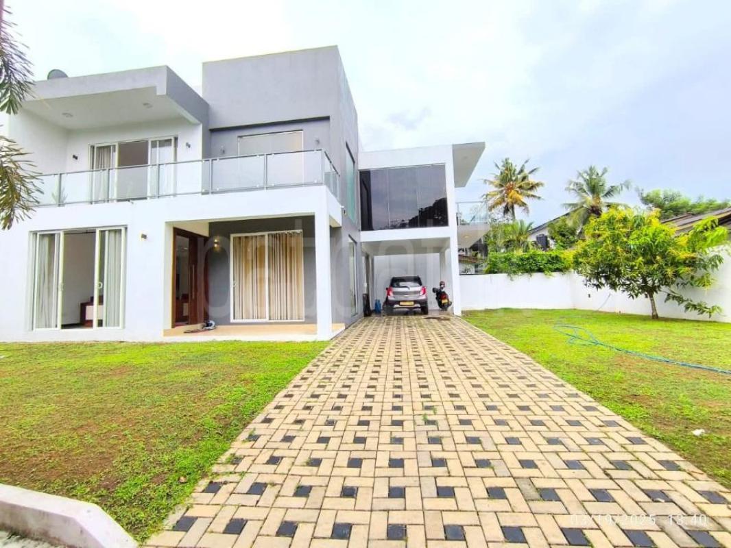 Advertisement image 5