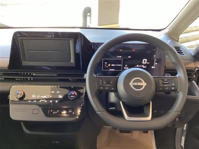 Nissan Serena 2024 - பயன்படுத்தப்பட்டது கார் sale in Sri Lanka - patpat.lk