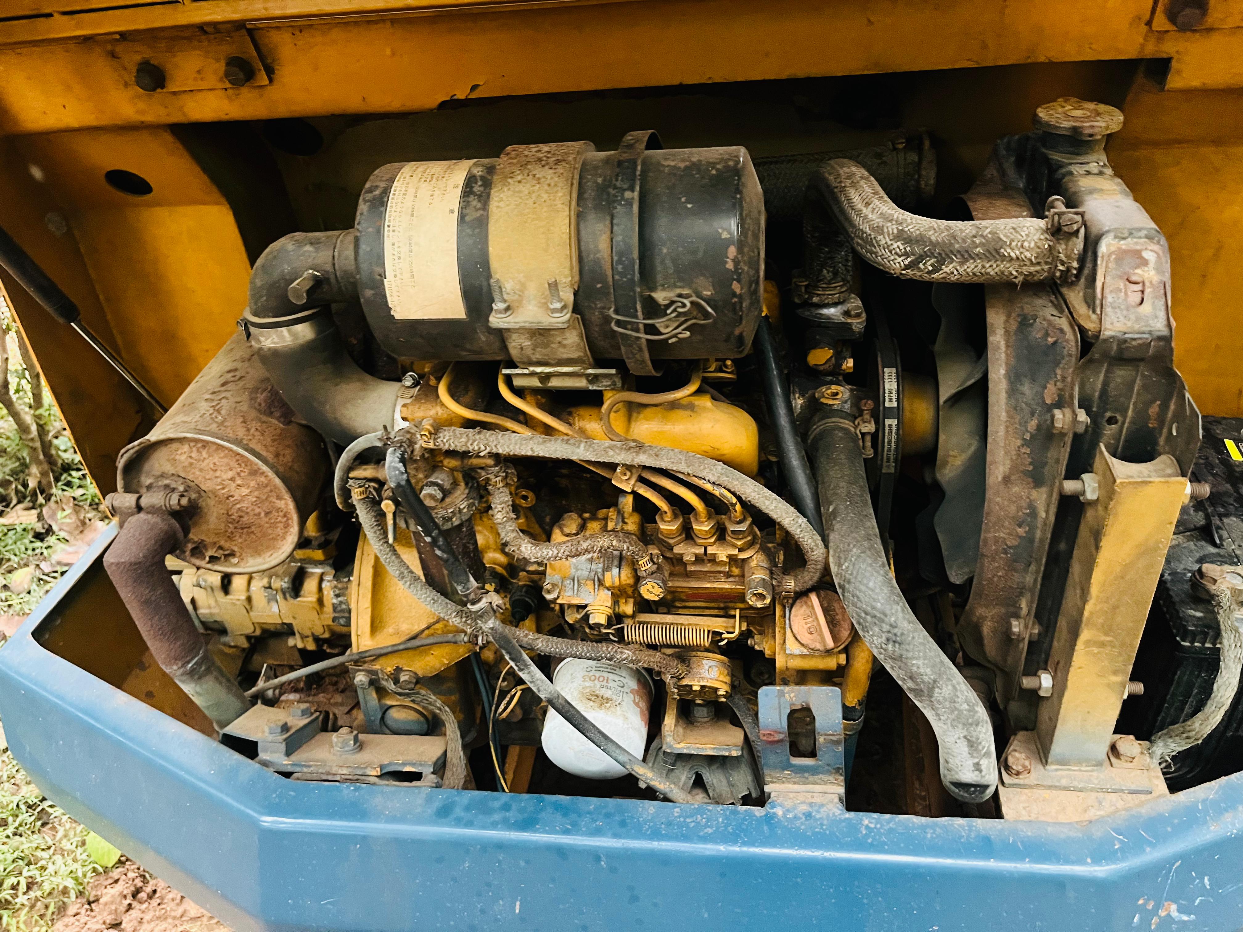 Komatsu PC 30 1990 - பயன்படுத்தப்பட்டது கனரக sale in Sri Lanka - patpat.lk