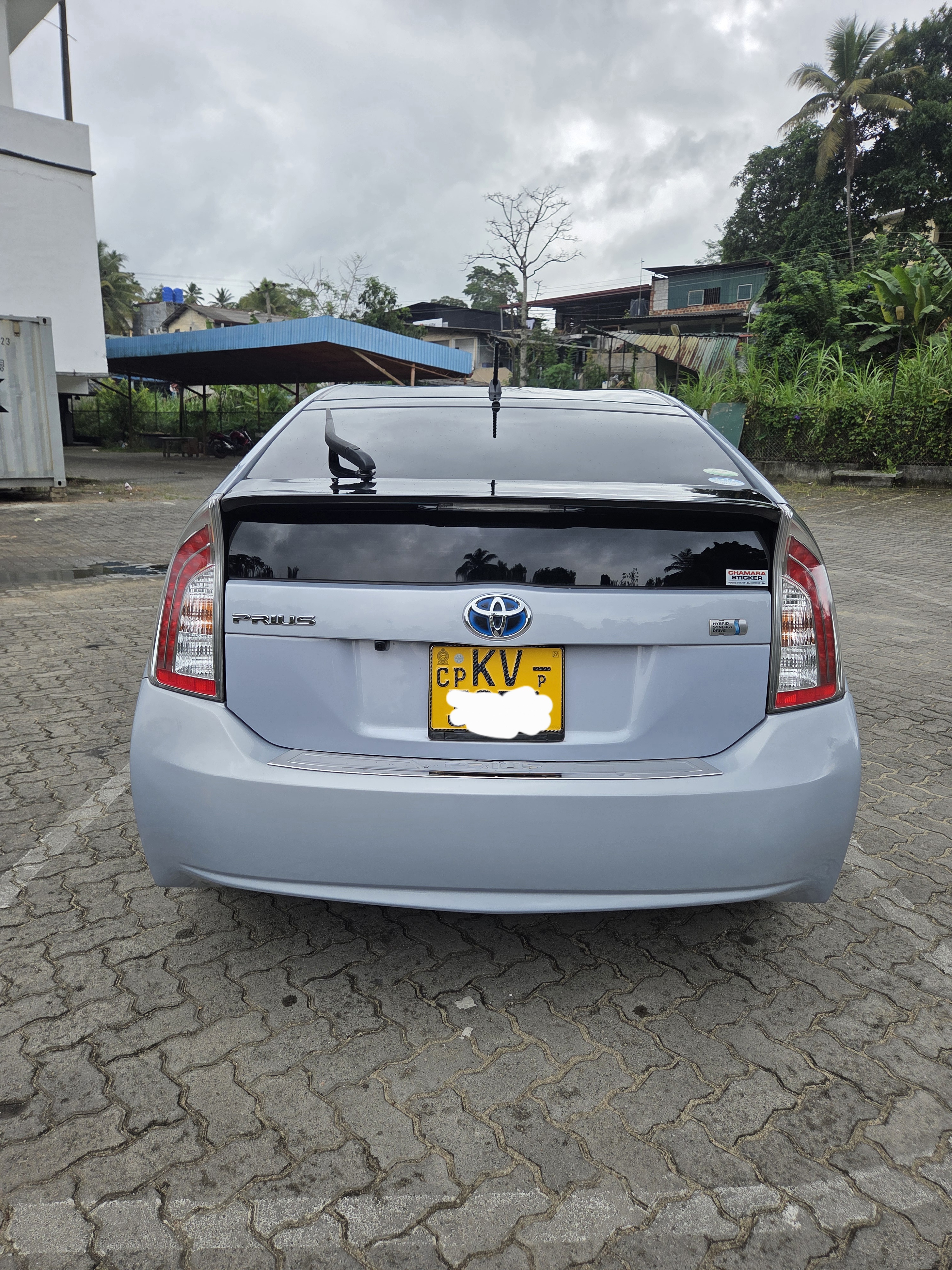Toyota Prius 2009 - பயன்படுத்தப்பட்டது கார் sale in Sri Lanka - patpat.lk