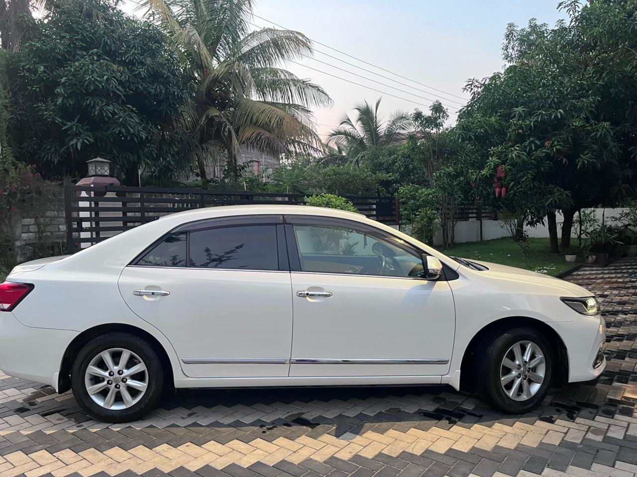 Toyota Premio 2018 - பயன்படுத்தப்பட்டது கார் sale in Sri Lanka - patpat.lk