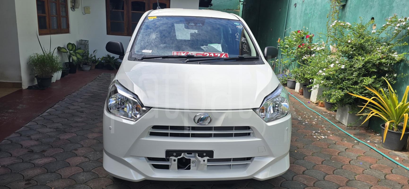 Advertisement image 1