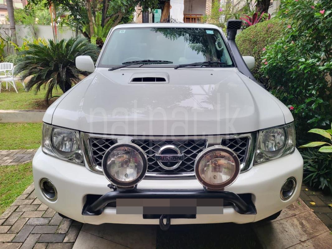Nissan Patrol 2008 - பயன்படுத்தப்பட்டது SUV sale in Sri Lanka - patpat.lk
