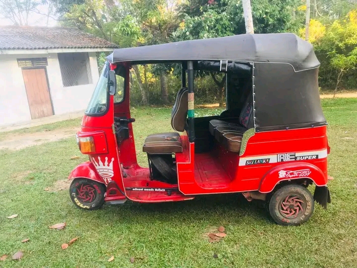 Bajaj Three Wheel 2011 - Used Three wheeler sale in Sri Lanka - patpat.lk