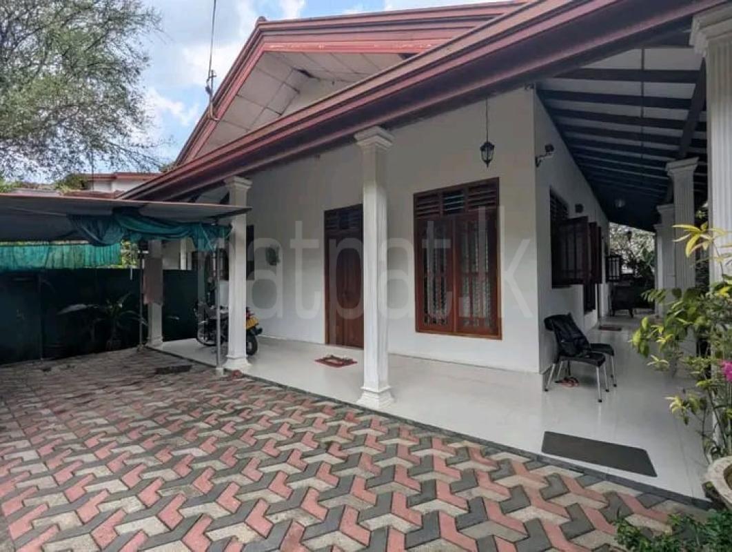 House for Sale in Hanwella