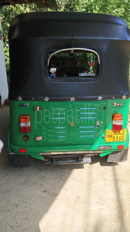 Bajaj Three Wheel 2013 - භාවිතා කරන ලද ත්‍රිරෝද රථය sale in Sri Lanka - patpat.lk
