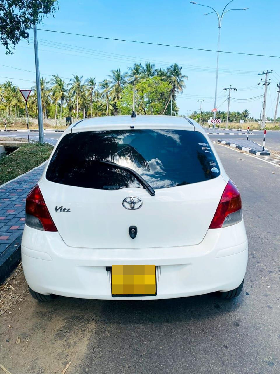 Toyota Vitz 2007 - Used Car sale in Sri Lanka - patpat.lk