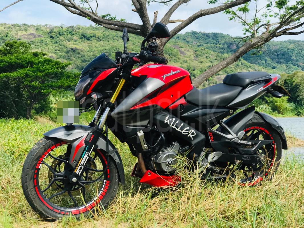 Bajaj Pulsar 2017 - பயன்படுத்தப்பட்டது பைக் sale in Sri Lanka - patpat.lk