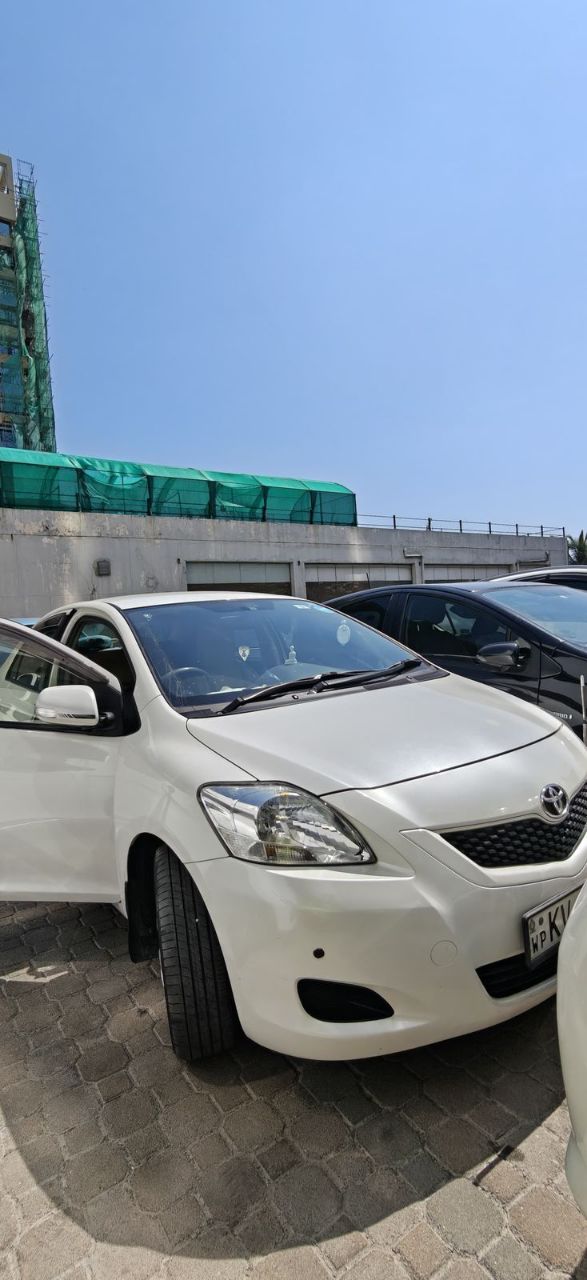 Toyota Belta 2012 ads-image-1