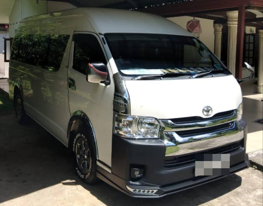 Toyota Hiace 2007 - பயன்படுத்தப்பட்டது வேன் sale in Sri Lanka - patpat.lk