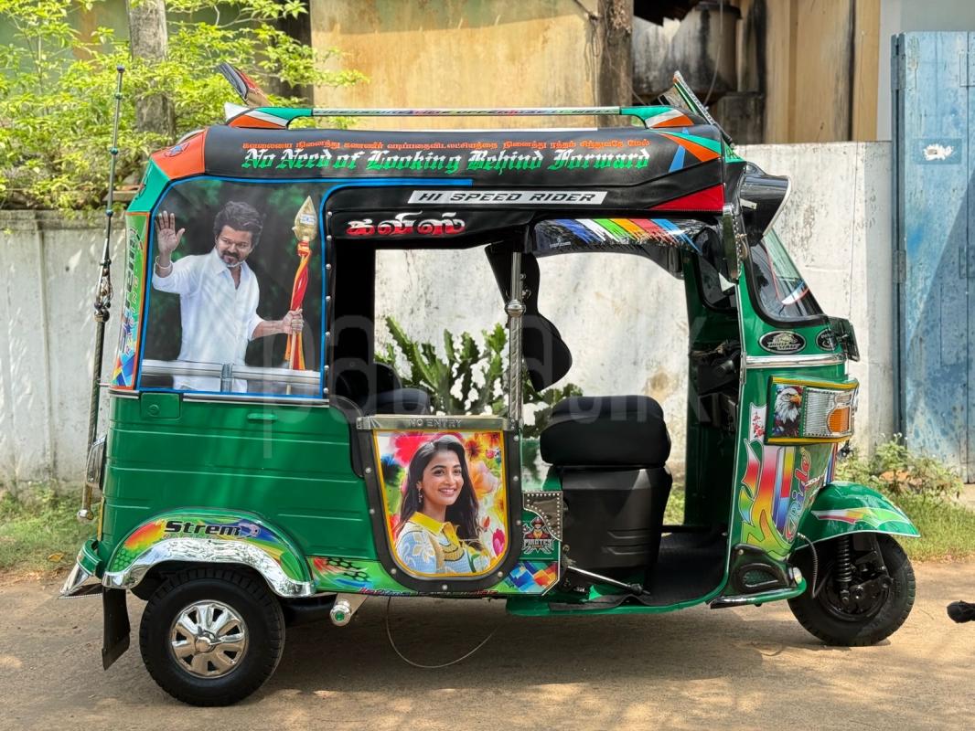 Bajaj Three Wheel 2011 - பயன்படுத்தப்பட்டது முச்சக்கர வண்டி sale in Sri Lanka - patpat.lk