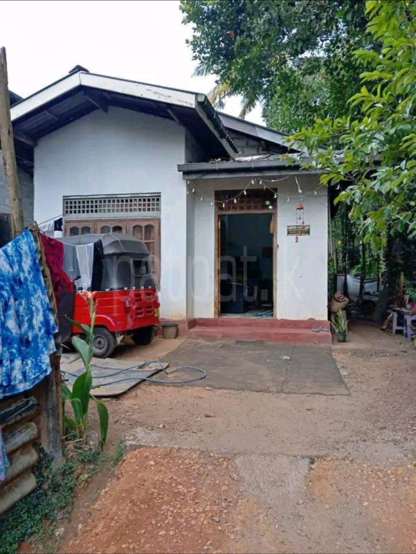 House for Sale in Attanagalla