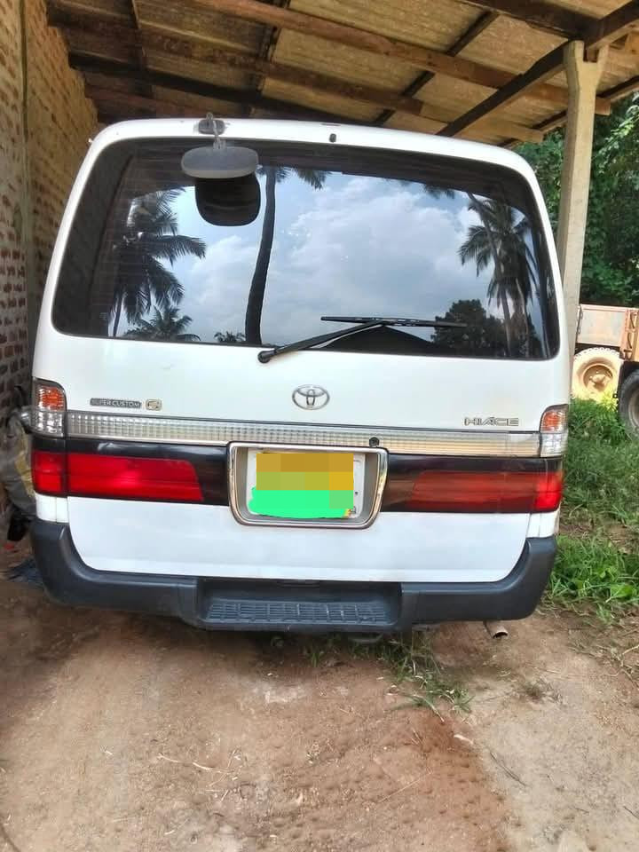 Toyota Hiace 1995 - භාවිතා කරන ලද වෑන් රථය sale in Sri Lanka - patpat.lk