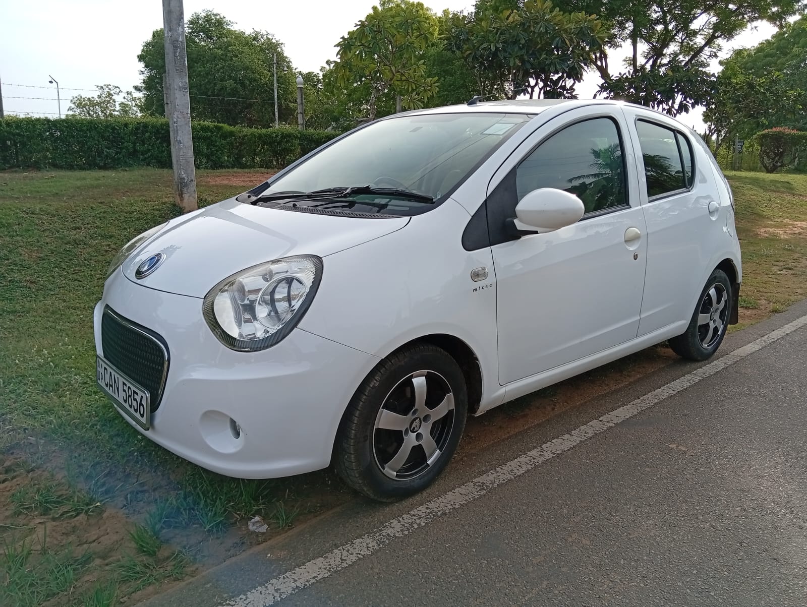 Micro Panda Cross 2015 - භාවිතා කරන ලද කාර් sale in Sri Lanka - patpat.lk