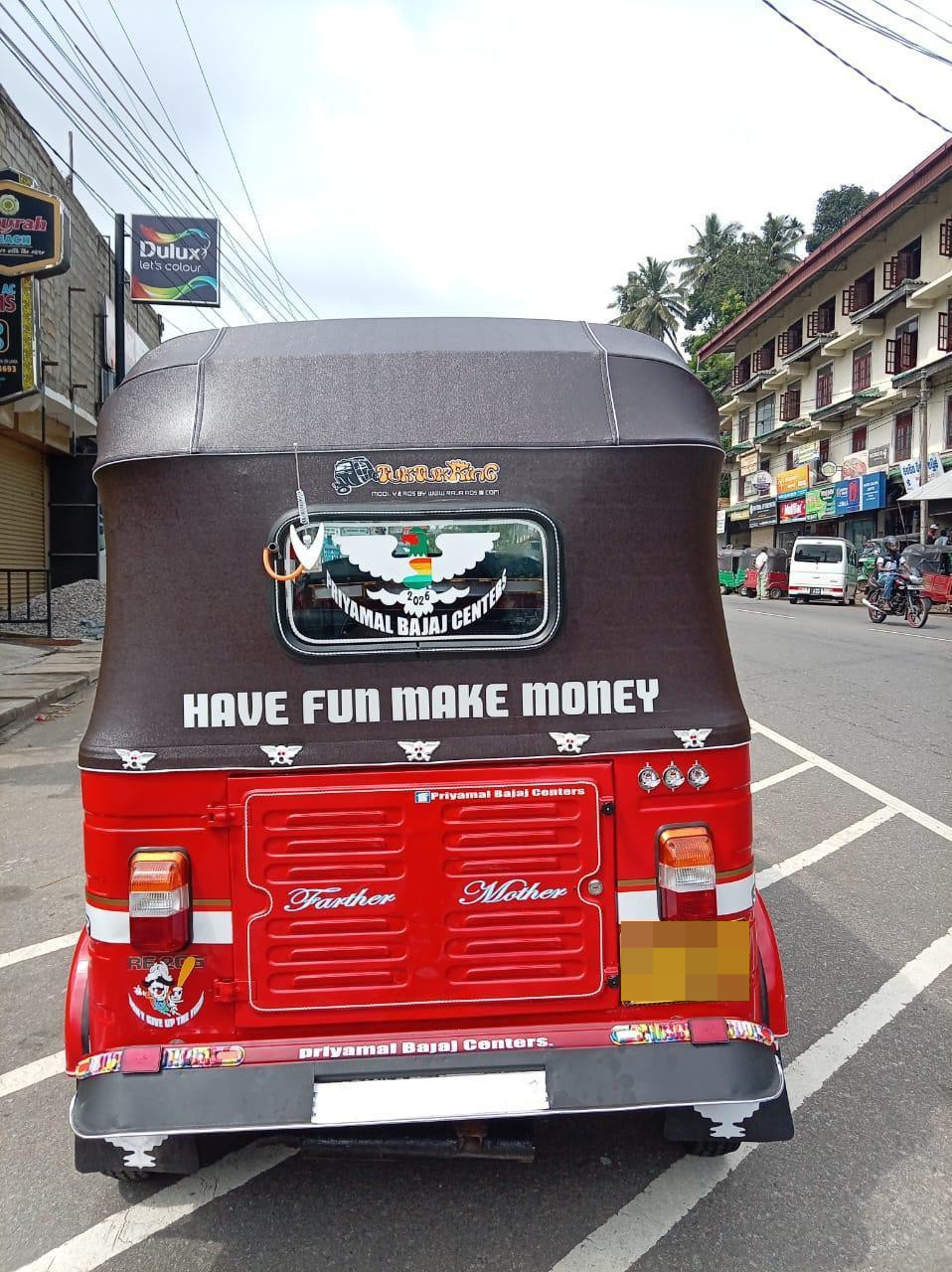 Bajaj Three Wheel 2011 - பயன்படுத்தப்பட்டது முச்சக்கர வண்டி sale in Sri Lanka - patpat.lk