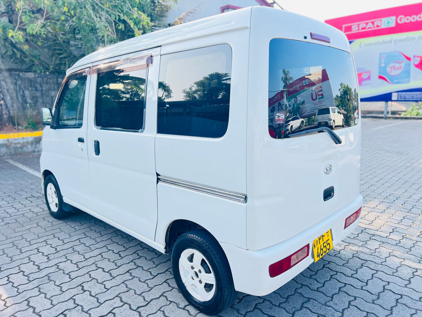 Advertisement image 3