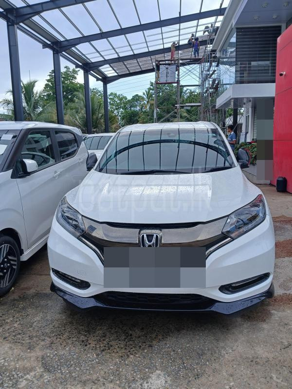 Honda Vezel 2016 - Used SUV sale in Sri Lanka - patpat.lk