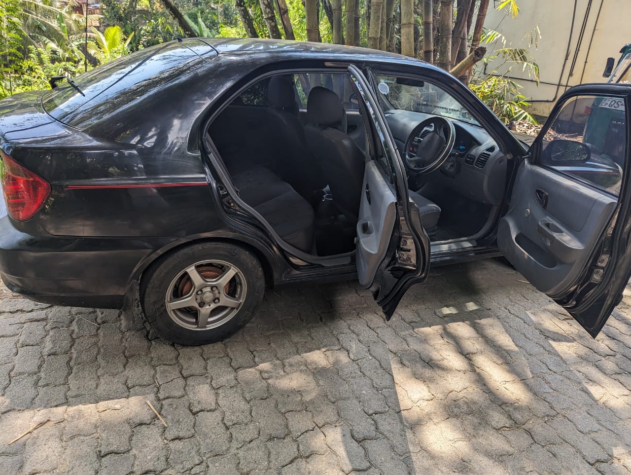 Hyundai Accent 2003 - Used Car sale in Sri Lanka - patpat.lk
