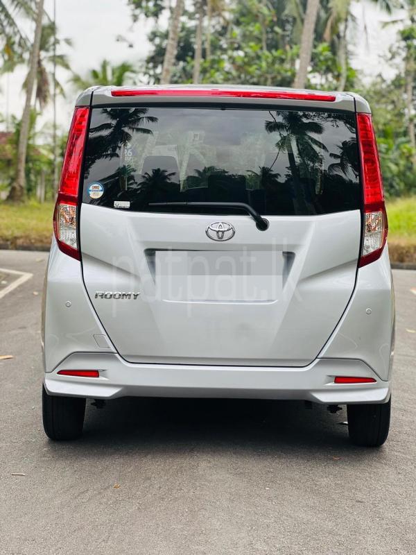 Toyota Roomy 2023 - Reconditioned Van sale in Sri Lanka - patpat.lk