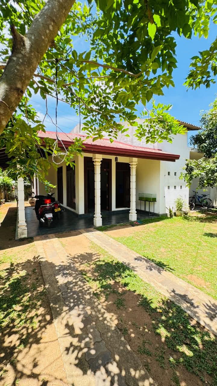 House for Sale in Veyangoda
